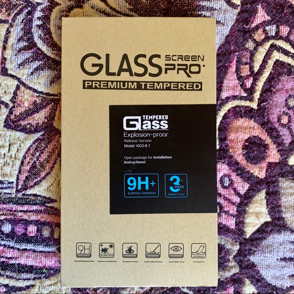 iPhone xr or pro 11 glass screen protector